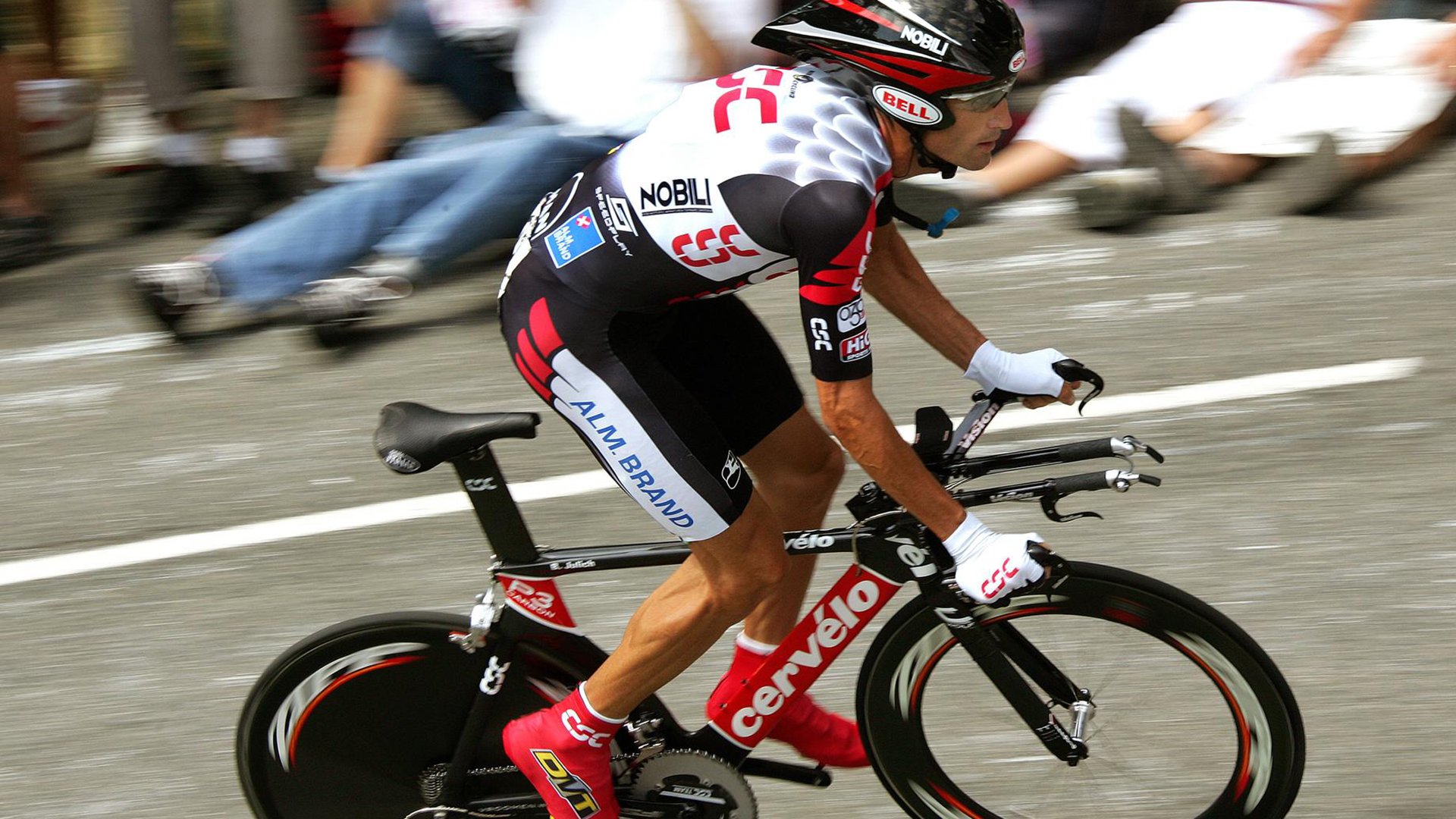 星空体育娱乐-克罗地亚队在巴黎奥运会手球比赛中多次通过中路渗透得分，克罗地亚奥运冠军